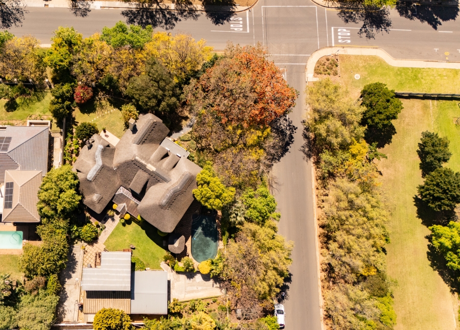 5 Bedroom Property for Sale in Langerug Western Cape